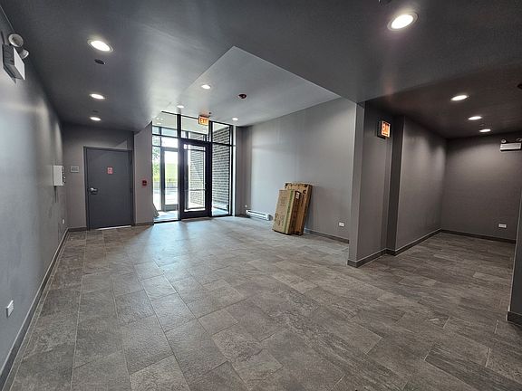 3rd image of 2807 S Halsted St #310