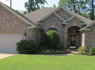 132 Limoges Ct, Maumelle, AR 72113
