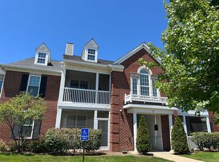 923 E Summerfield Gln, Ann Arbor, MI 48103