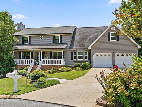 3rd image of 44 Creekside Dr