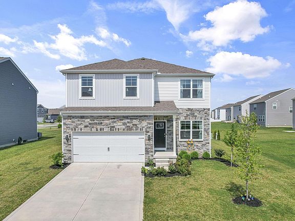 2nd image of 482 Melissa Dr