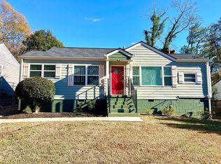 2626 Blount St, East Pt, GA 30344