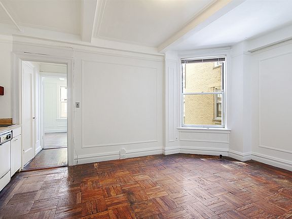 3rd image of 345 W 55th St APT 8E