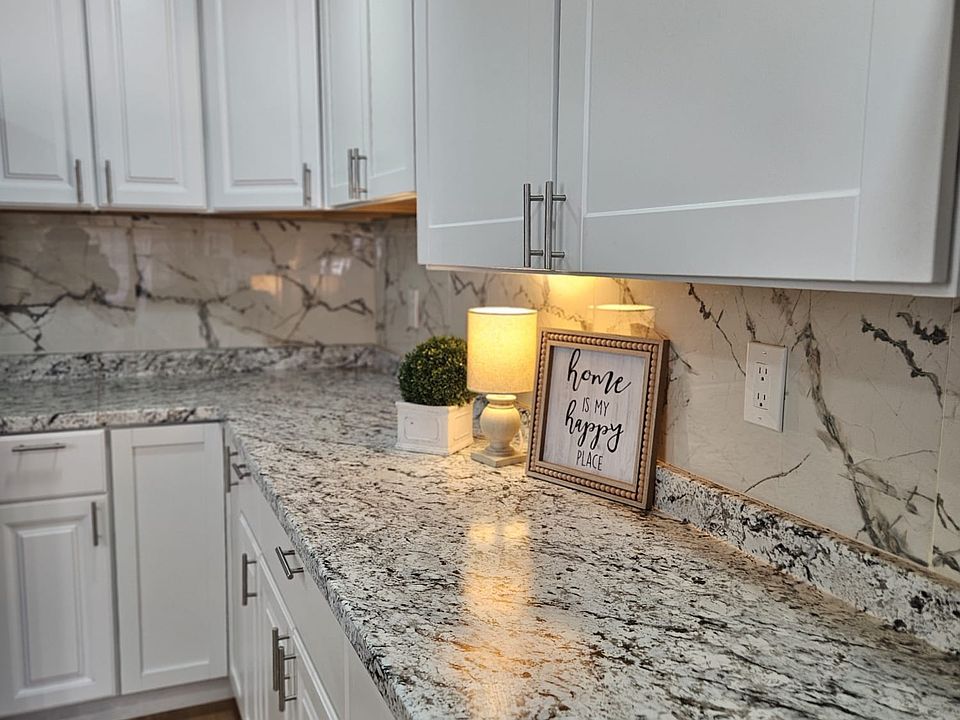 1st image of 7247 Middlesex St