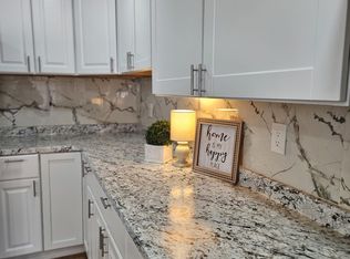 7247 Middlesex St, Dearborn, MI 48126