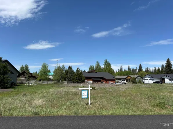 1033 Potts Dr, McCall, ID 83638