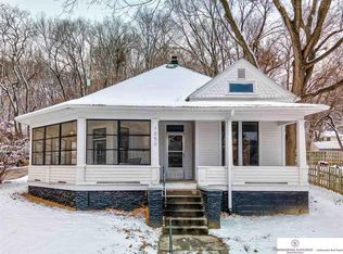 1050 E Washington Ave, Council Bluffs, IA 51503