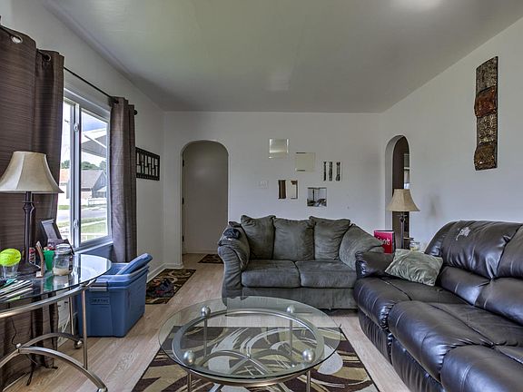5th image of 1728 5th Ave