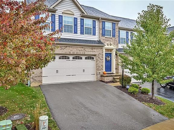 2nd image of 626 Edison Dr