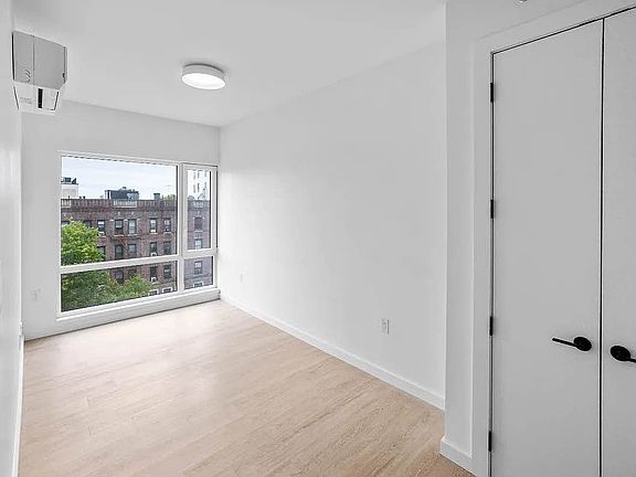 4th image of 333 Linden Blvd APT 4A