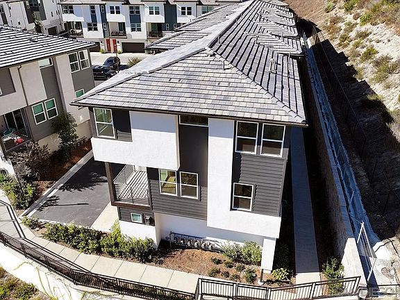 3rd image of 3104 Marquee Way