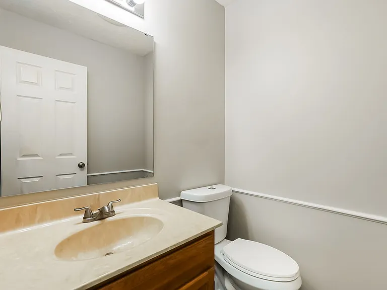 3210 Montgomery Dr — Photo 16