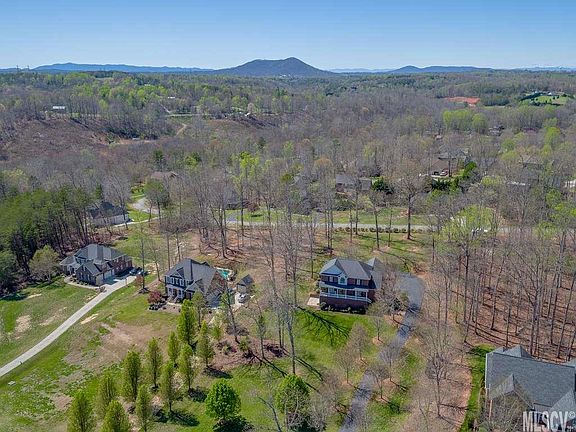 4th image of 4212 Rainbow Hills Dr