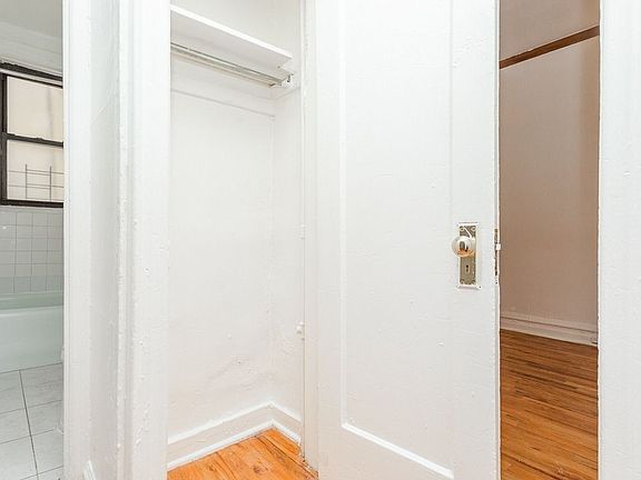 4th image of 280 Crown St #6C