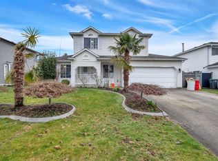 7478 123rd St, Surrey, BC V3W9N1