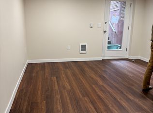 5637 Pacific Ave #B, Tacoma, WA 98408