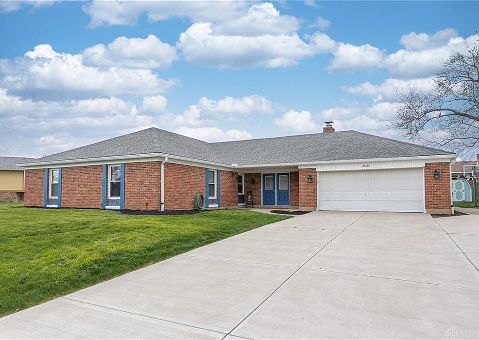 1st image of 3685 Meadowcourt Dr