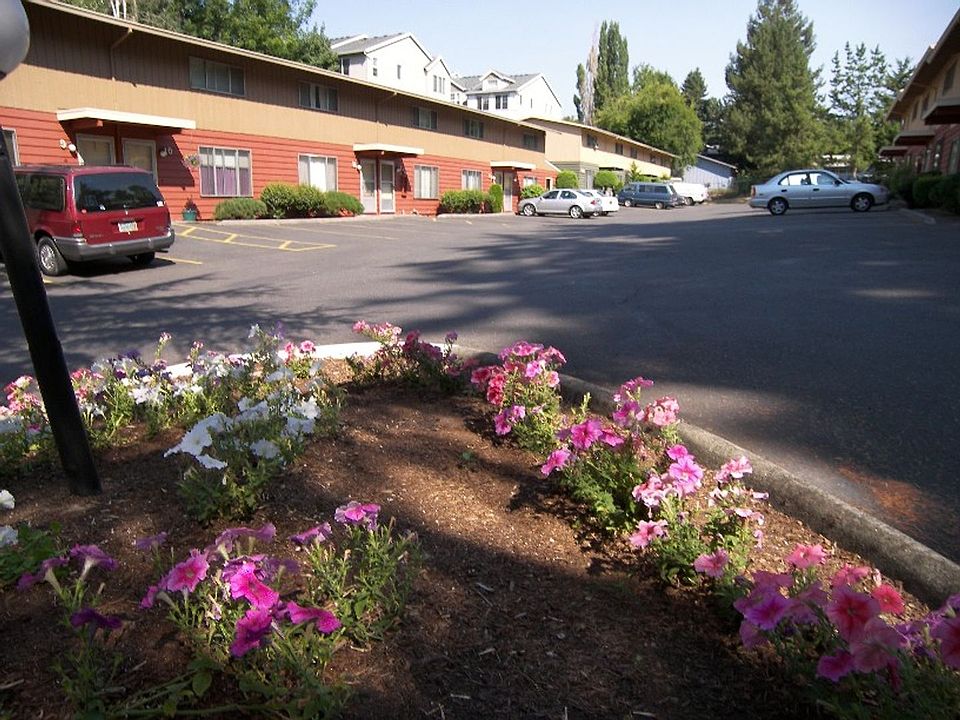 2nd image of 7827-7915 SW 30th Ave #16