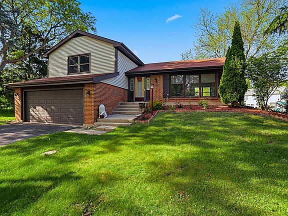 2nd image of 1191 Ivy Ct