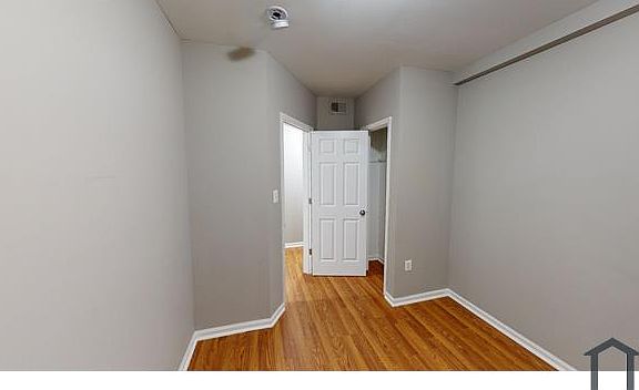 3rd image of 541 Newcomb St SE #2