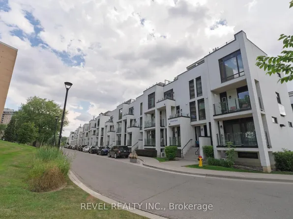 136 Widdicombe Hill Blvd #108, Toronto, ON M9R 0A9