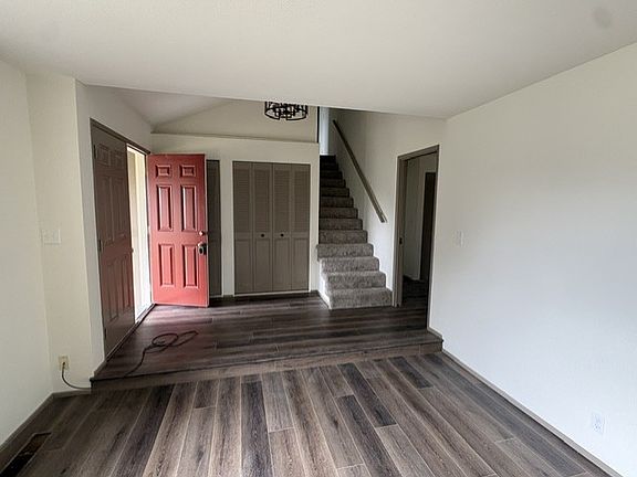 5th image of 536 66th St