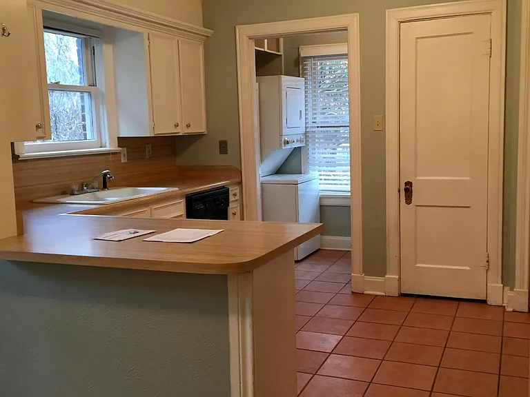 3917 Hawthorne Ave — Photo 7
