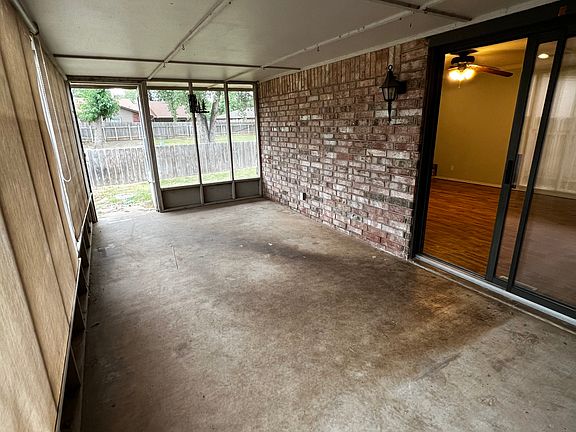 5th image of 1710 Gingham Ln #1