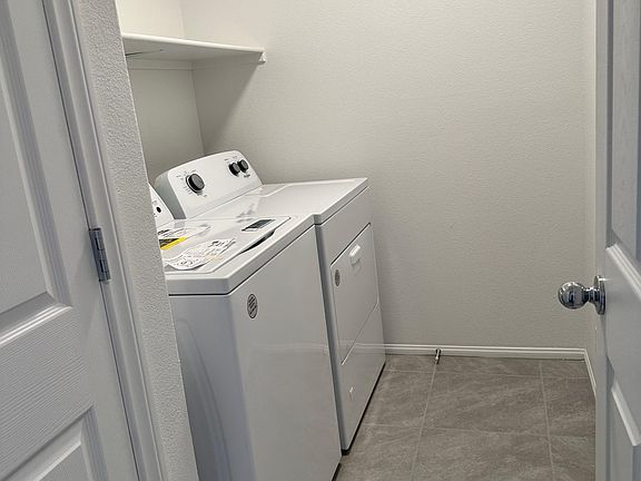 3rd image of 1143 Tektite Ave