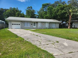 9995 Arnold Rd, Jacksonville, FL 32246