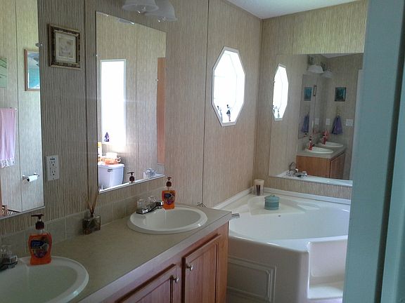 5th image of 5312 Laurel Oak Dr