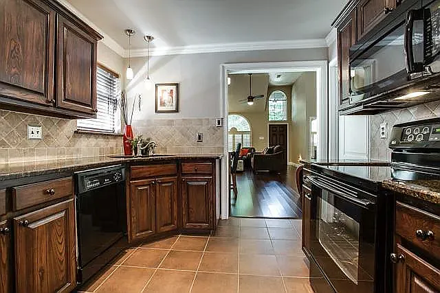 3 bed, 1682 sqft, $2,850 — Photo 3