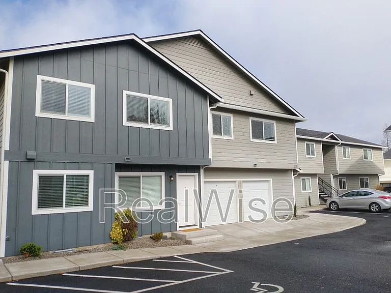 228 Cheryl Ln #13 — Photo 1