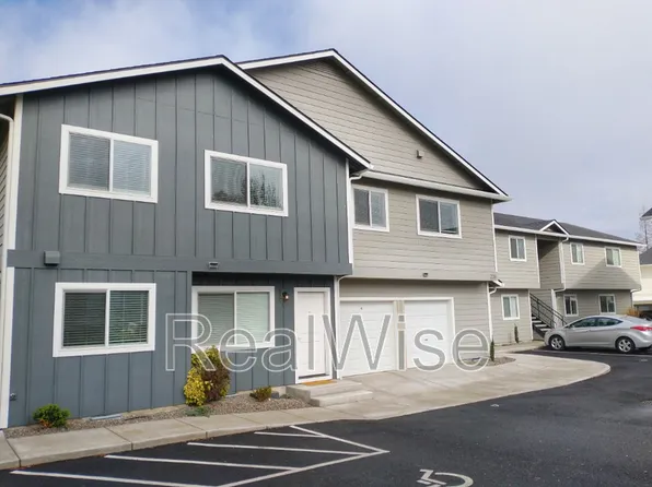 228 Cheryl Ln Unit 13, Phoenix, OR 97535
