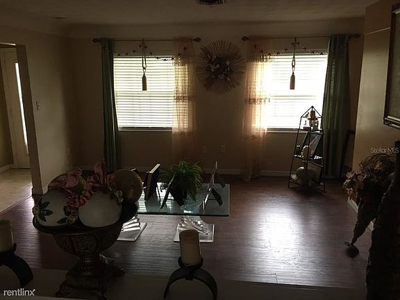 5th image of 2201 S Avenue B SW