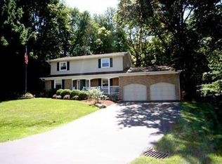 140 Wickfield Rd, Blacklick, OH 43004
