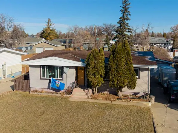 4921 S 55th Ave, Taber, AB T1G 1H4