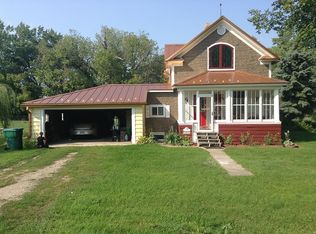 130 Arthur Ave, Clifford, ND 58016