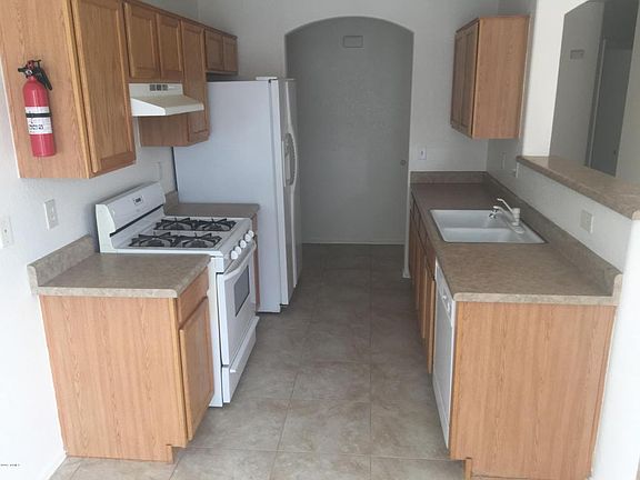 3rd image of 7579 S Cobham Dr