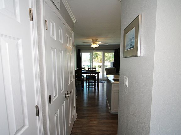 4th image of 775 Gulf Shore Dr Unit 2006