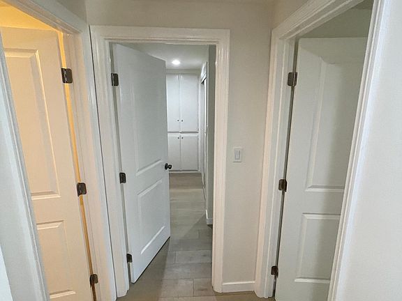 2nd image of 817 W 9th Ave #817