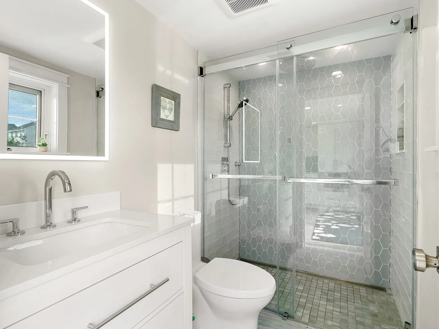 2 bed, 800 sqft, $2,900 — Photo 4