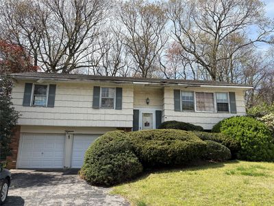 15 Stern Court, Huntington Station, NY, 11746