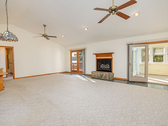 5th image of 108 Cedar Pointe Ln