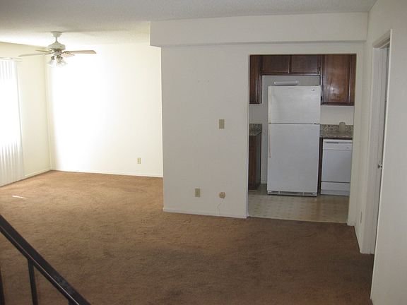 4th image of 20 Fair Oaks Dr APT 5