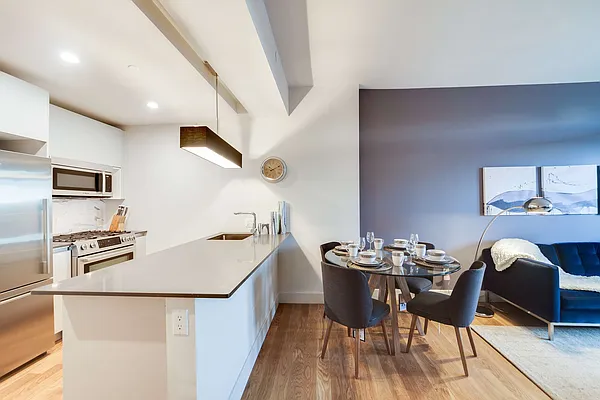 Rented by Common Living, Inc. | media 14