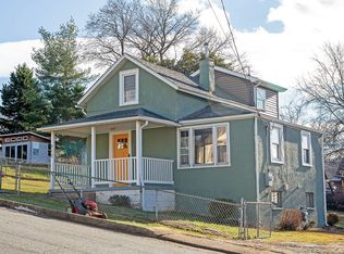 910 Montrose Ave, Charlottesville, VA 22902