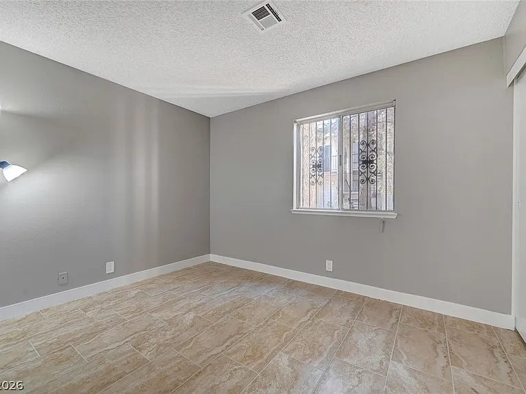 3240 Cameron St #A — Photo 11