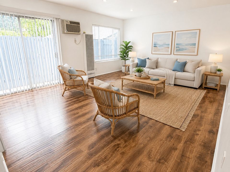 1st image of 2038 Holly Dr #4