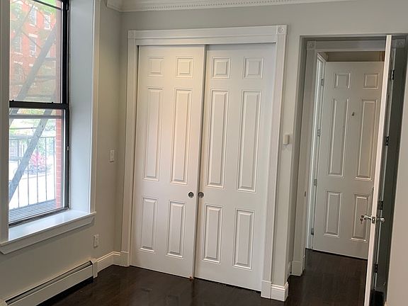 4th image of 818 10th Ave #1AB